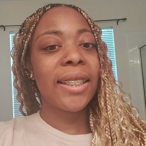 Meet your Posher, Nykia